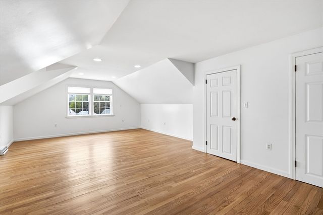 7 Brewster Rd, West Springfield, MA 01089