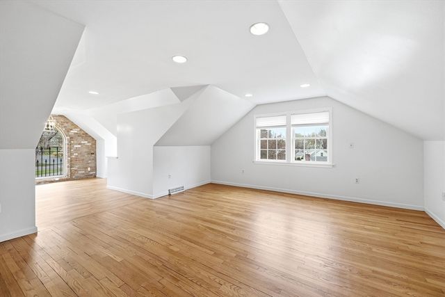 7 Brewster Rd, West Springfield, MA 01089