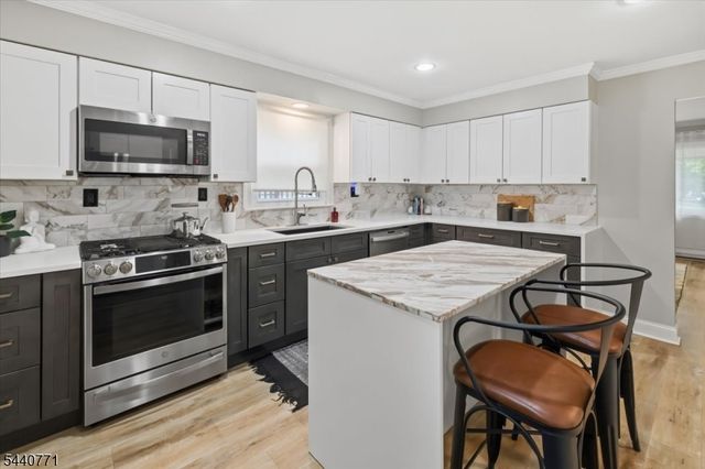 11 Nottingham Rd, West Orange Twp., NJ 07052