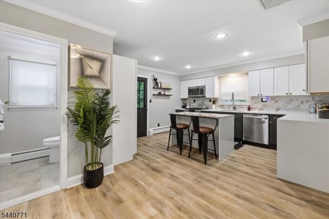 11 Nottingham Rd, West Orange Twp., NJ 07052