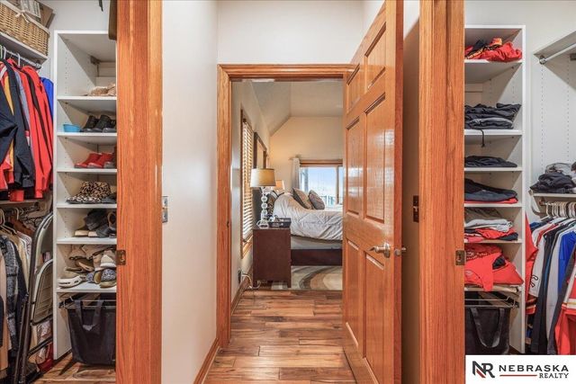 10955 N 58th Plaza, Omaha, NE 68152