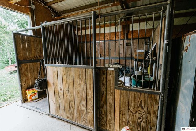 10955 N 58th Plaza, Omaha, NE 68152