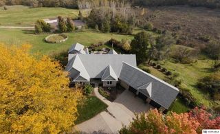 10955 N 58th Plaza, Omaha, NE 68152