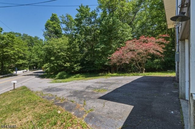 344 Union Ave, Bloomingdale Boro, NJ 07403