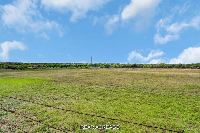 596 Saffle Road, Robinson, TX 76706