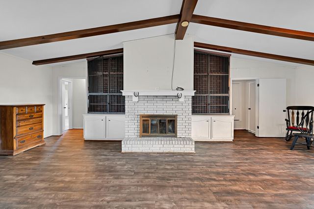 596 Saffle Road, Robinson, TX 76706