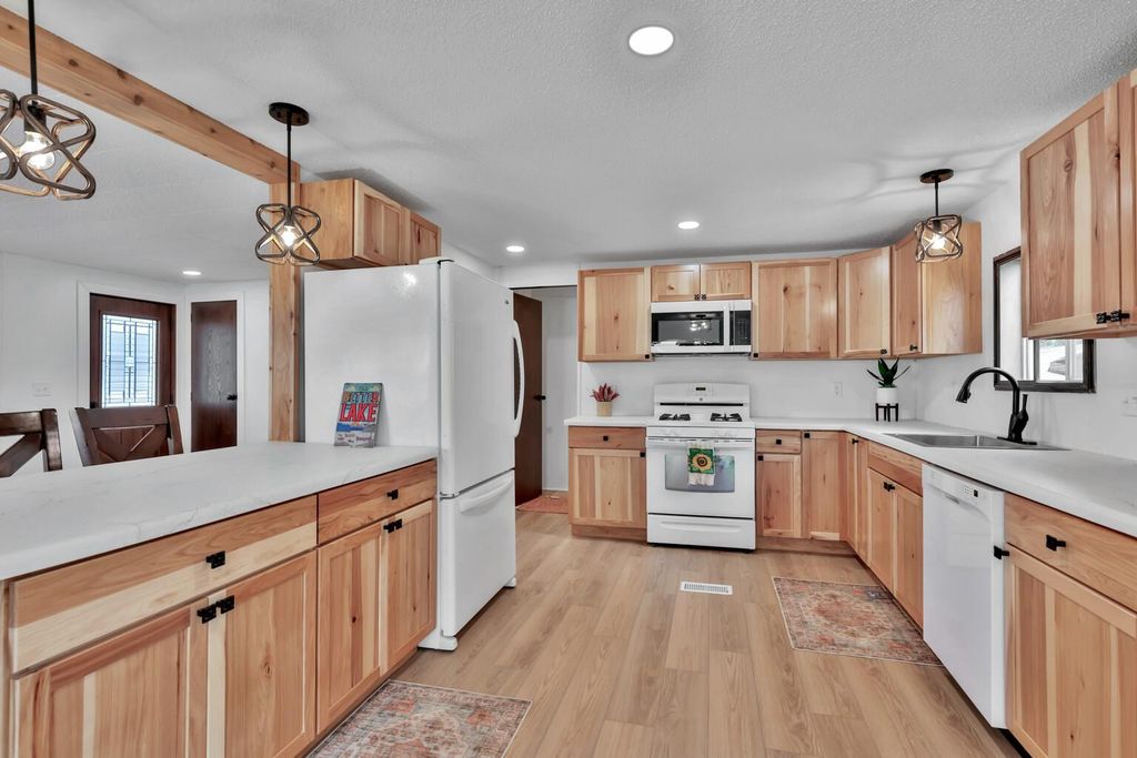 13100 318th Street 112, Lindstrom, MN 55045 — photo 5