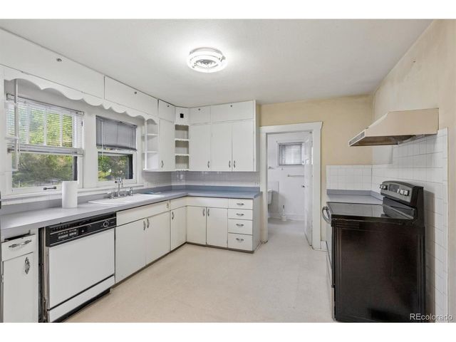 3691 S Grant St, Englewood, CO 80113