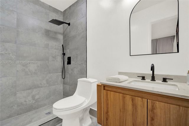 51 NE 56th Ct, Oakland Park, FL 33334