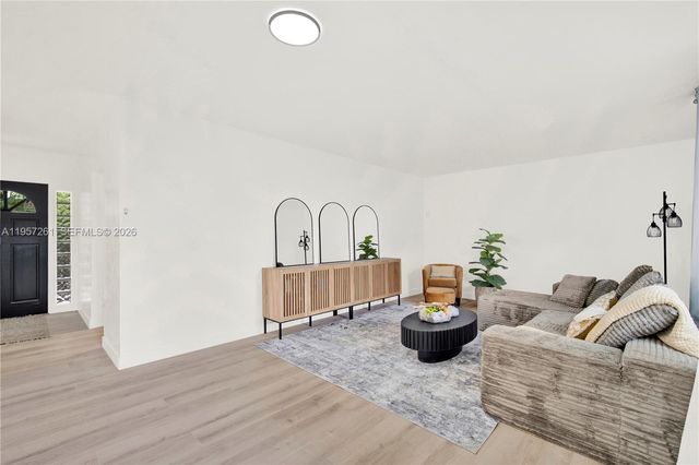 51 NE 56th Ct, Oakland Park, FL 33334