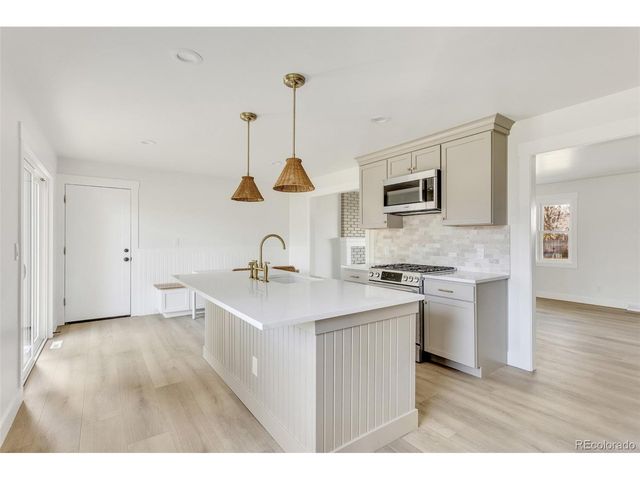 7652 S Gallup Ct, Littleton, CO 80120