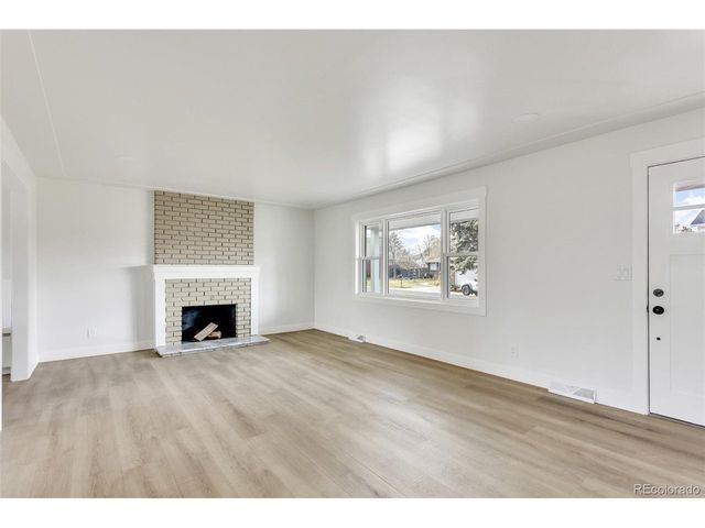 7652 S Gallup Ct, Littleton, CO 80120