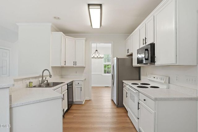 109 Highland Springs Lane, Holly Springs, NC 27540