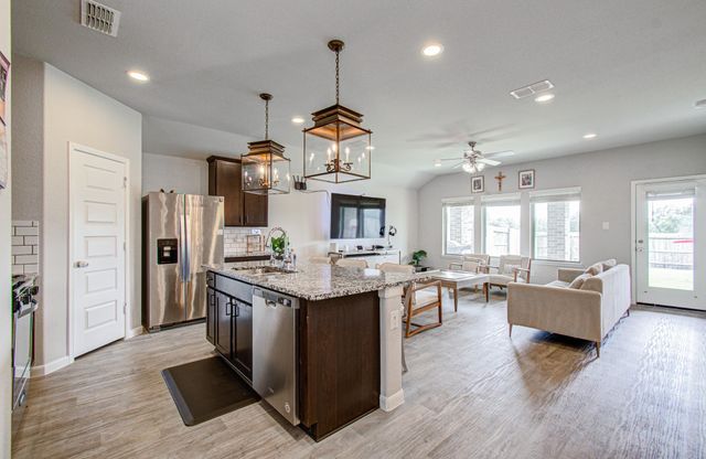 3742 Canyon Shore Lane, Missouri City, TX 77459