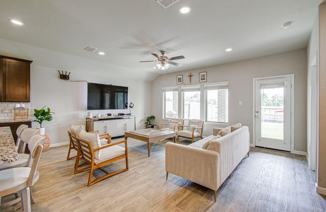 3742 Canyon Shore Lane, Missouri City, TX 77459