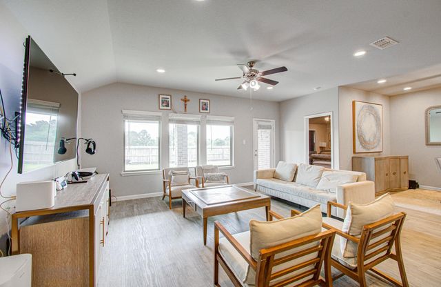 3742 Canyon Shore Lane, Missouri City, TX 77459