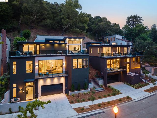 1667 Trestle Glen Rd, Oakland, CA 94610
