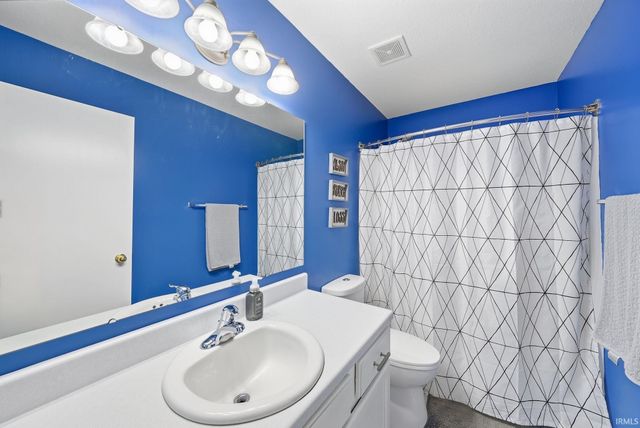 3321 Cilantro Cove, Fort Wayne, IN 46818