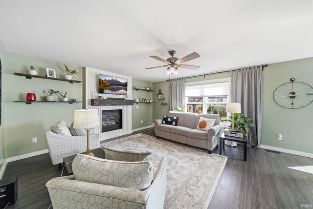 3321 Cilantro Cove, Fort Wayne, IN 46818