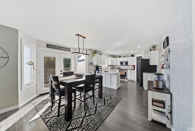 3321 Cilantro Cove, Fort Wayne, IN 46818