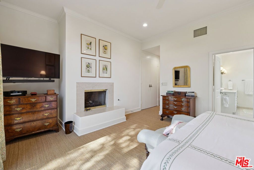 Image 16 of property listing at 2079 Birnam Wood Drive, Santa Barbara, CA 93108