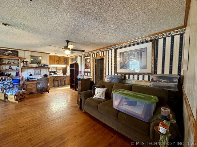 5924 Kickapoo Avenue, Kingston, OK 73439