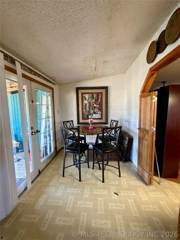 5924 Kickapoo Avenue, Kingston, OK 73439