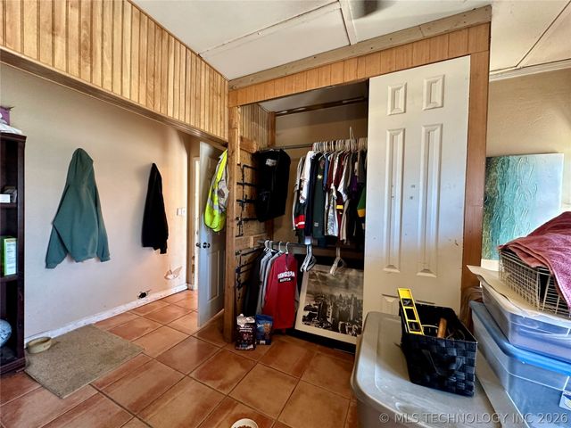 5924 Kickapoo Avenue, Kingston, OK 73439