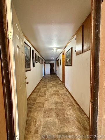 5924 Kickapoo Avenue, Kingston, OK 73439