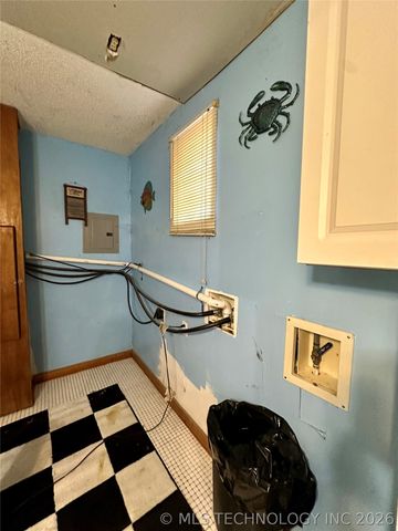 5924 Kickapoo Avenue, Kingston, OK 73439