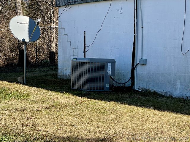 5924 Kickapoo Avenue, Kingston, OK 73439