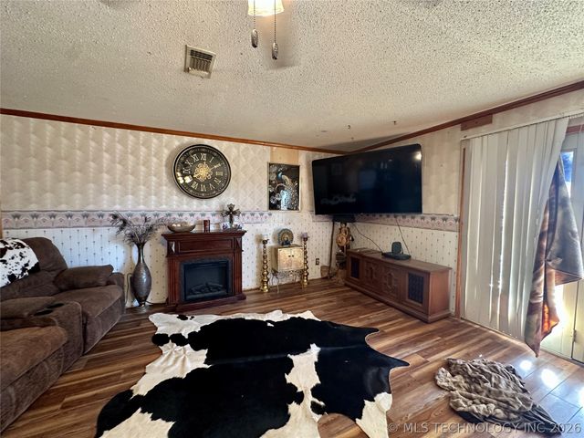 5924 Kickapoo Avenue, Kingston, OK 73439