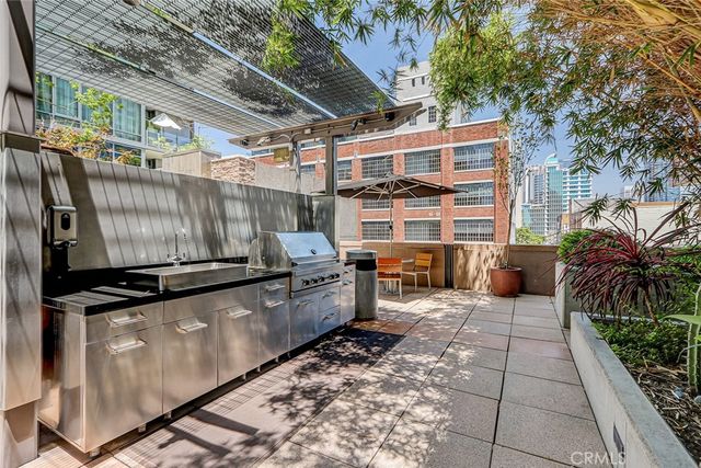 1111 S Grand Avenue 511, Los Angeles, CA 90015