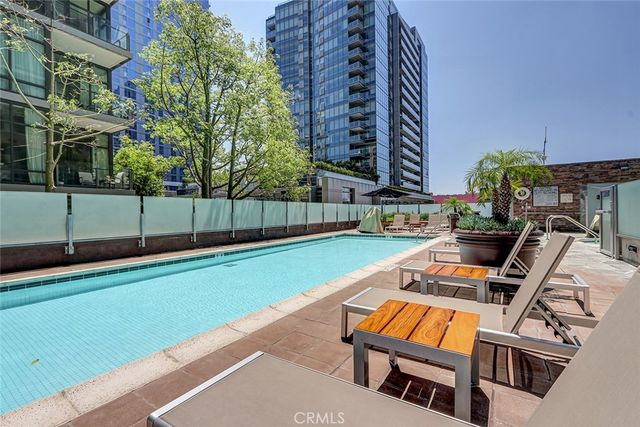 1111 S Grand Avenue 511, Los Angeles, CA 90015