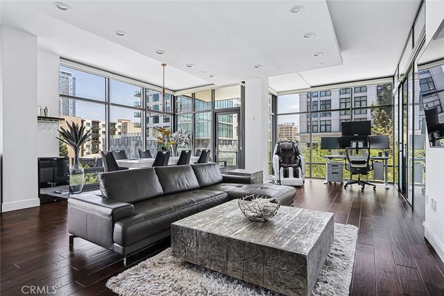 1111 S Grand Avenue 511, Los Angeles, CA 90015