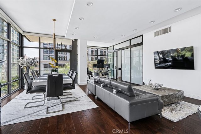 1111 S Grand Avenue 511, Los Angeles, CA 90015