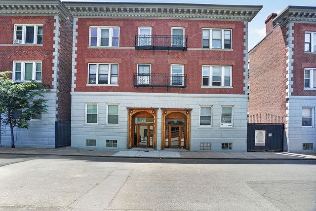 15 Aberdeen AB, Boston, MA 02215
