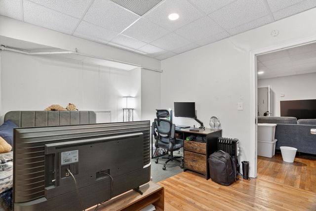 15 Aberdeen AB, Boston, MA 02215