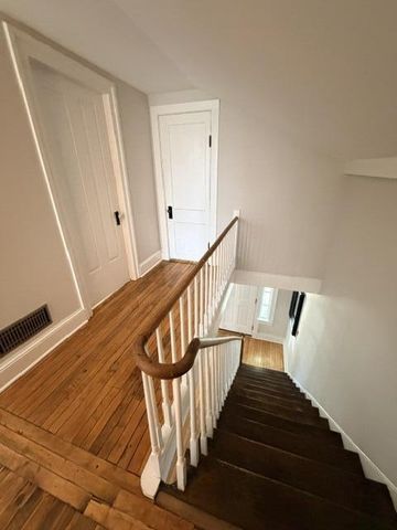 910 3rd STREET, Milwaukee, WI 53204