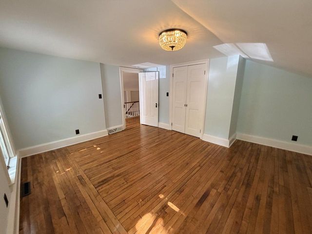 910 3rd STREET, Milwaukee, WI 53204
