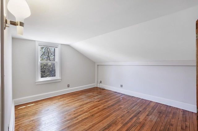 910 3rd STREET, Milwaukee, WI 53204