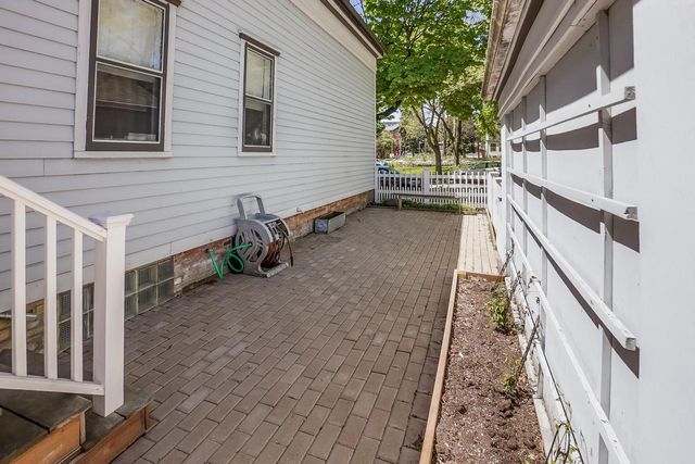 910 3rd STREET, Milwaukee, WI 53204