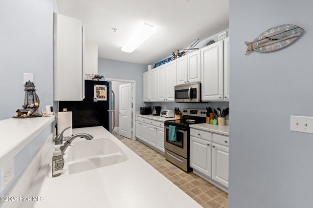 395 S Crow Creek Drive 1204, Calabash, NC 28467