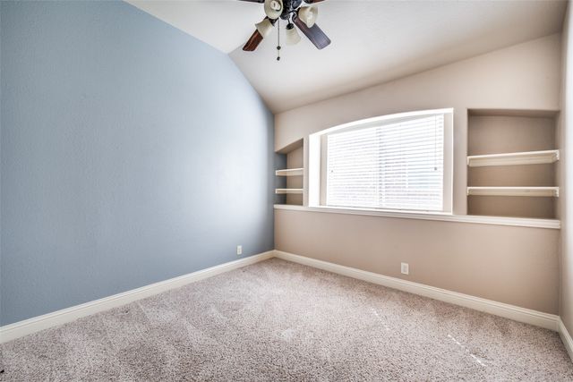 817 Lighthouse Lane, Savannah, TX 76227