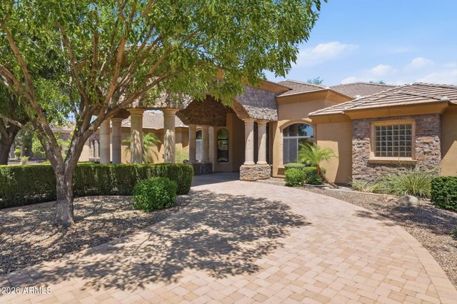 6561 S OAKWOOD Way, Gilbert, AZ 85298