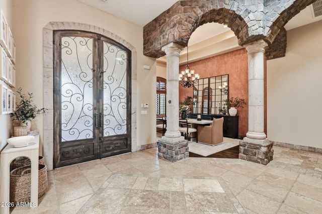 6561 S OAKWOOD Way, Gilbert, AZ 85298
