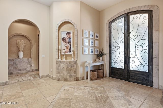 6561 S OAKWOOD Way, Gilbert, AZ 85298