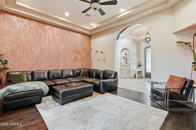 6561 S OAKWOOD Way, Gilbert, AZ 85298