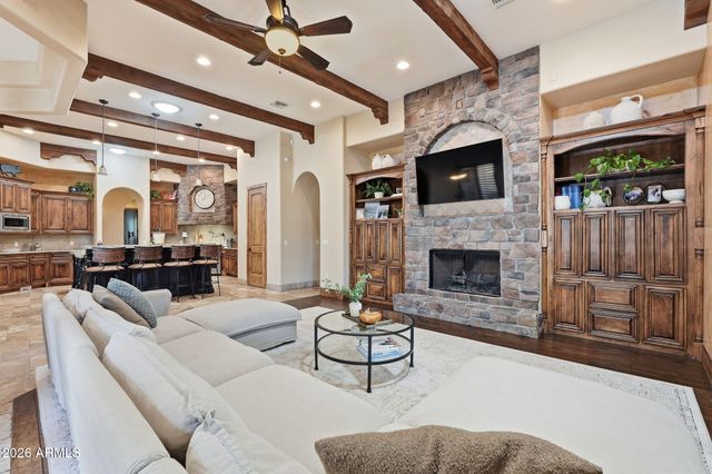 6561 S OAKWOOD Way, Gilbert, AZ 85298