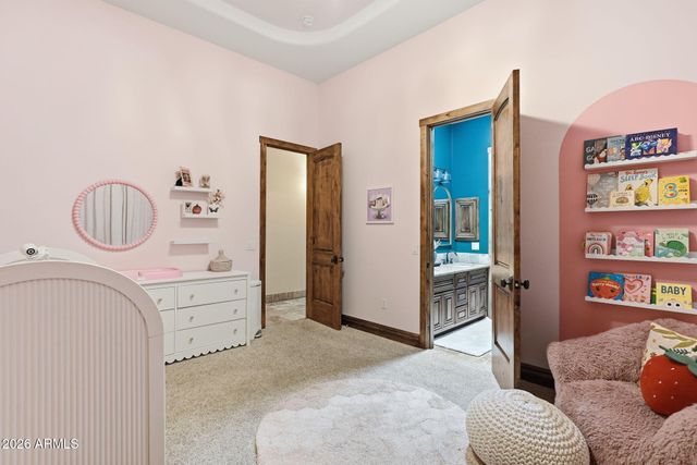 6561 S OAKWOOD Way, Gilbert, AZ 85298